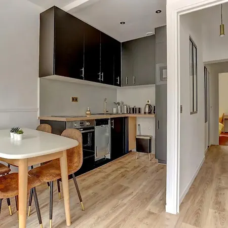 Le Royale Louis 14 Apartment